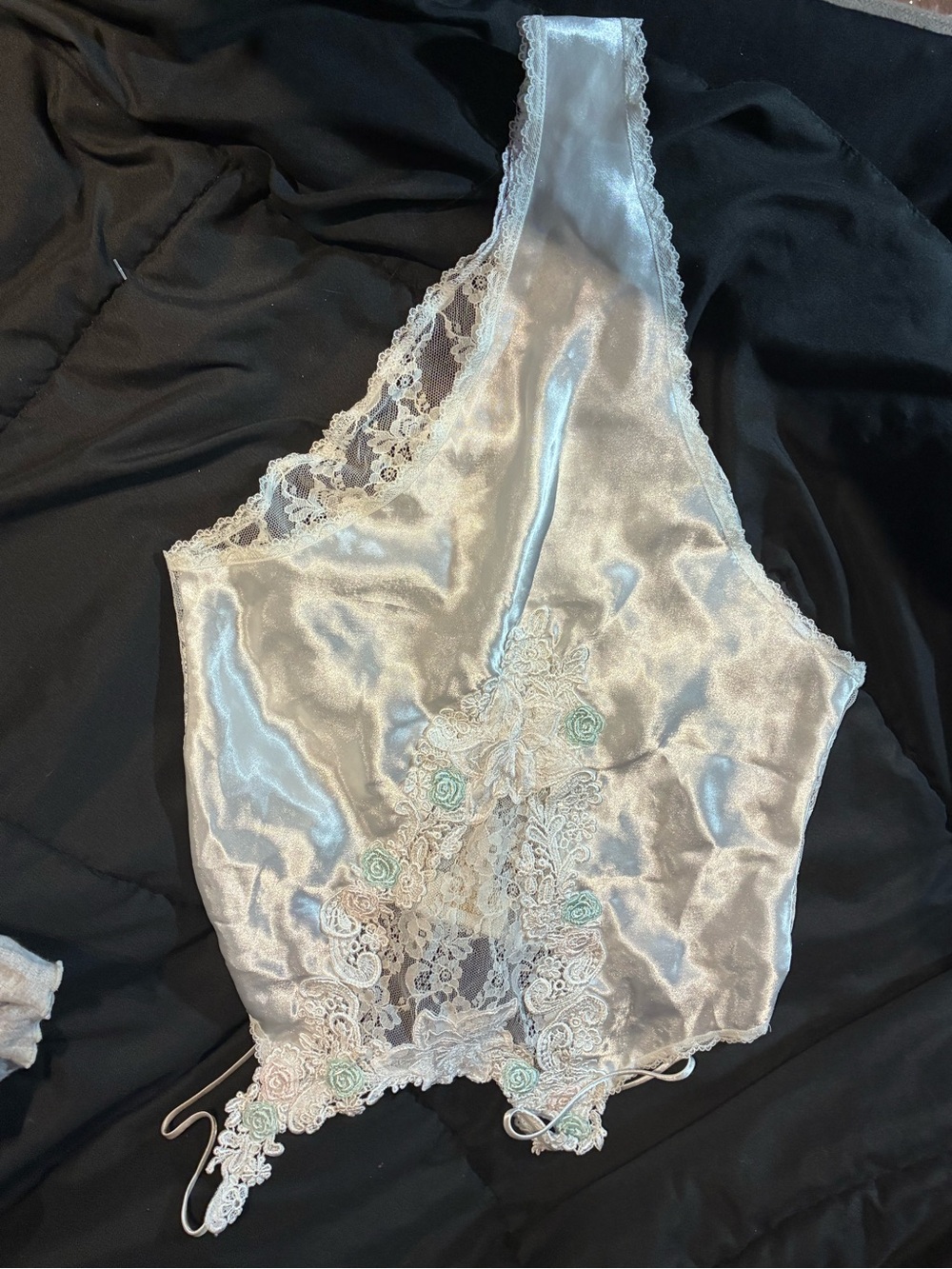 Victoria's Secret Ivory Satin One-Shoulder Lace Chemise Top